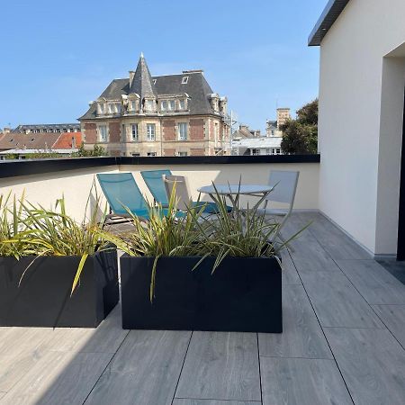 Au Charme Des Marees Apartman Lion-sur-Mer Kültér fotó