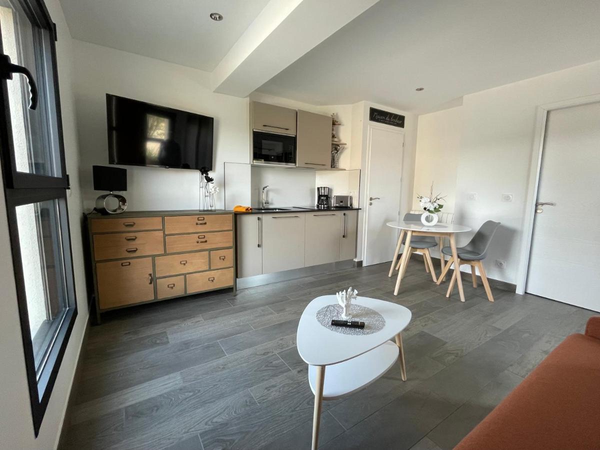 Au Charme Des Marees Apartman Lion-sur-Mer Kültér fotó